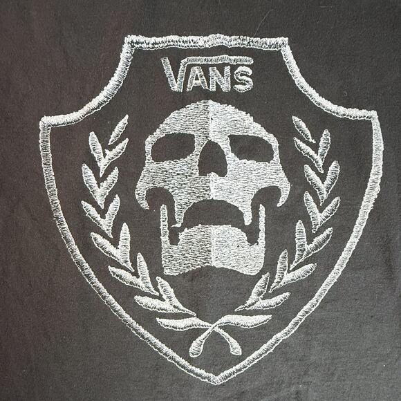 Vans Skull Crest Logo T-Shirt Men’s Size L Black Streetwear Skate Punk Tee - Picture 4 of 6